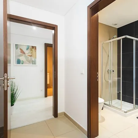 Beach&swimming Pool - Elegance&comfort Apartamento Quarteira